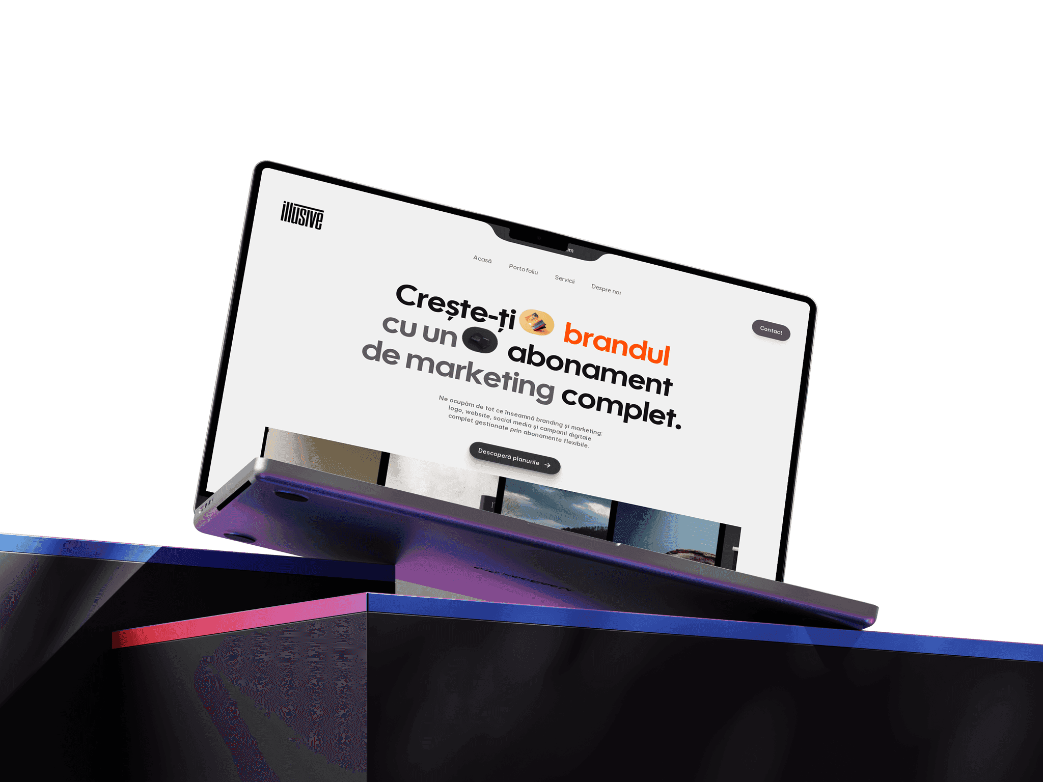 Website de prezentare pentru un abonament de marketing, afișat pe un laptop deschis